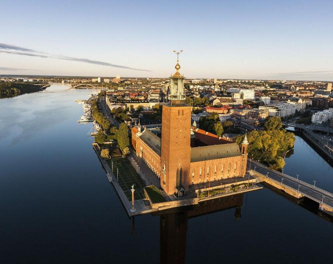 Courtyard by Marriott Stockholm - Außenansicht