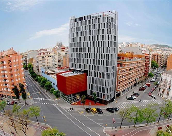 Barcelona Urbany Hostel - Außenansicht