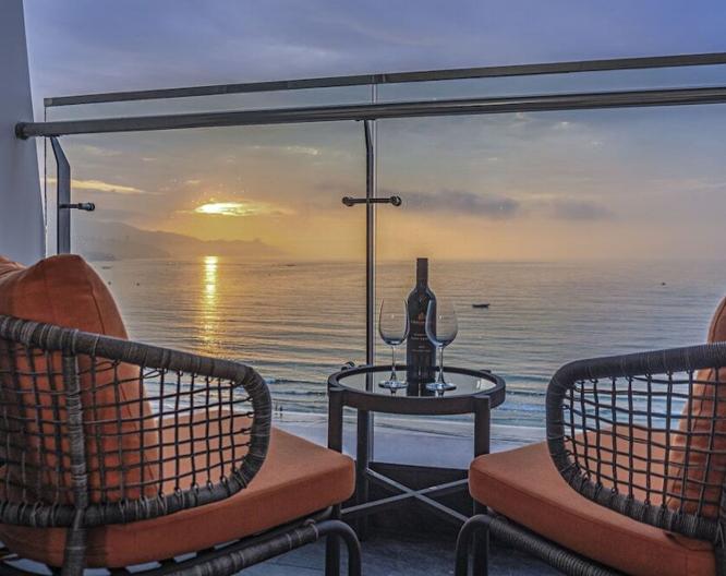 Le Sands Oceanfront Danang Hotel - Landschaft