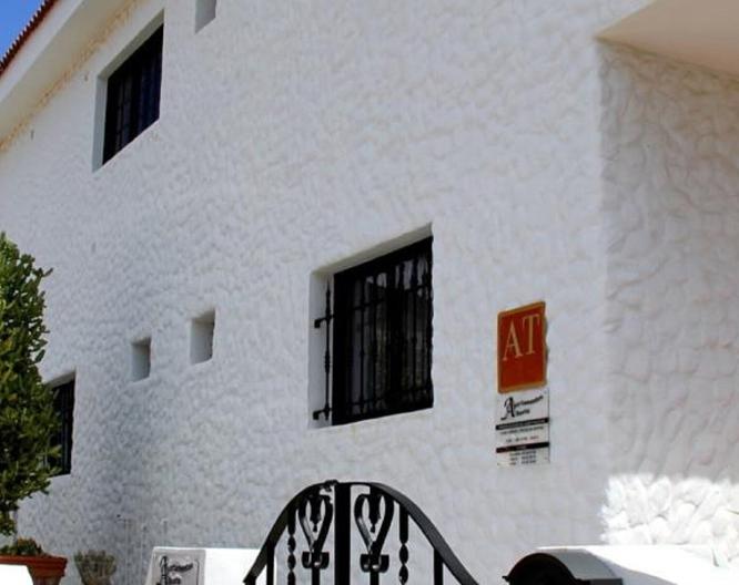 Apartmentos Alberto - Außenansicht