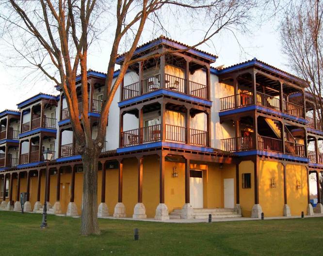 Parador de Manzanares - Außenansicht