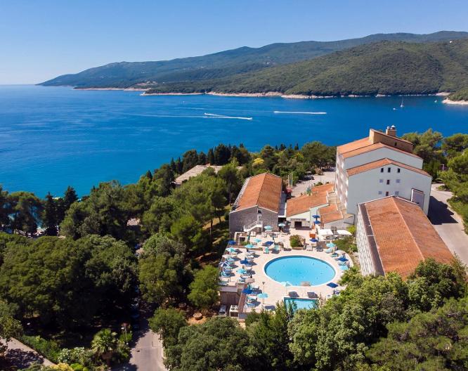 Sunny Rabac by Valamar - Außenansicht