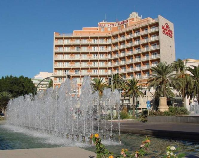 Ohtels Gran Hotel Almería - Außenansicht