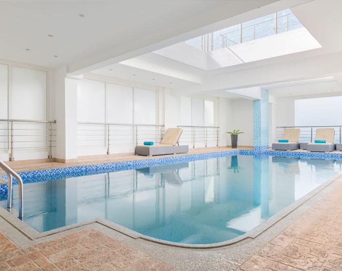 Al Hail Waves Hotel Managed By Centara - Pool