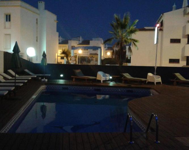 KR Hotels - Albufeira Lounge - Außenansicht