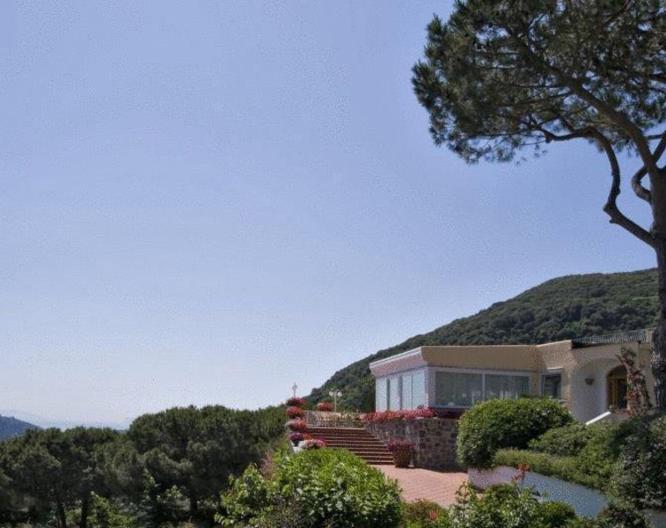 Hotel Villa Ireos - Außenansicht