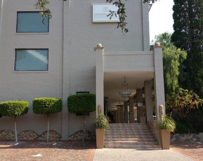 Sandton Lodge - Außenansicht