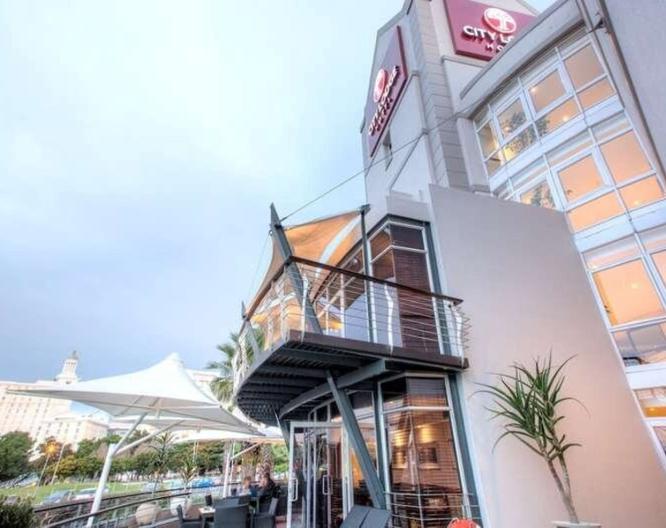 City Lodge Hotel Victoria and Alfred Waterfront - Außenansicht