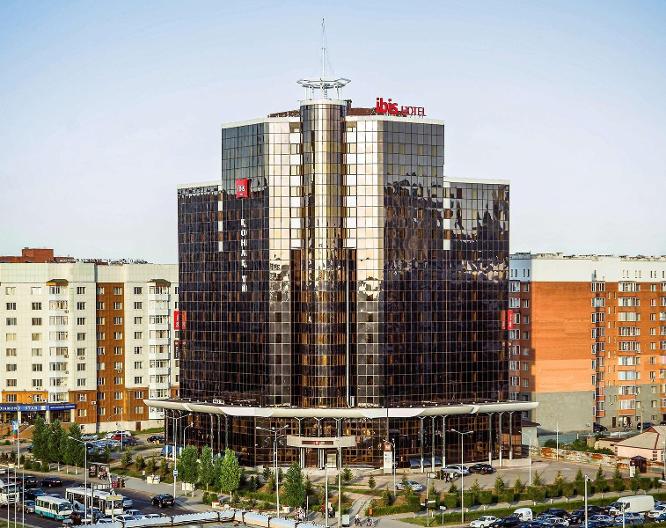 ibis Astana Hotel - Außenansicht