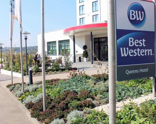 Best Western Queens Pforzheim-Niefern - Außenansicht