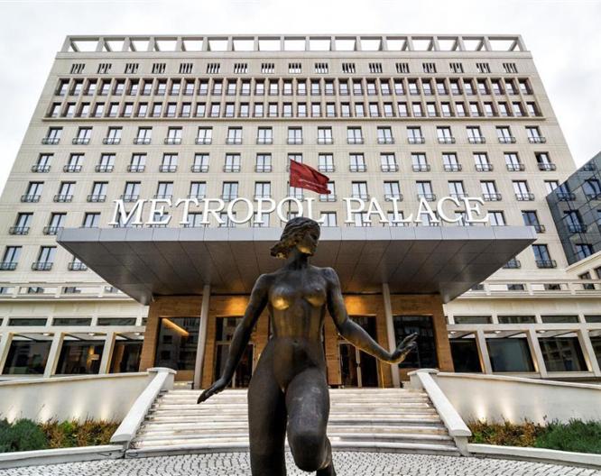 Metropol Palace - Außenansicht