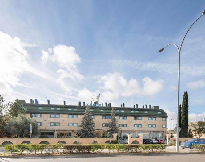 Hotel Alda Río Tormes - Außenansicht