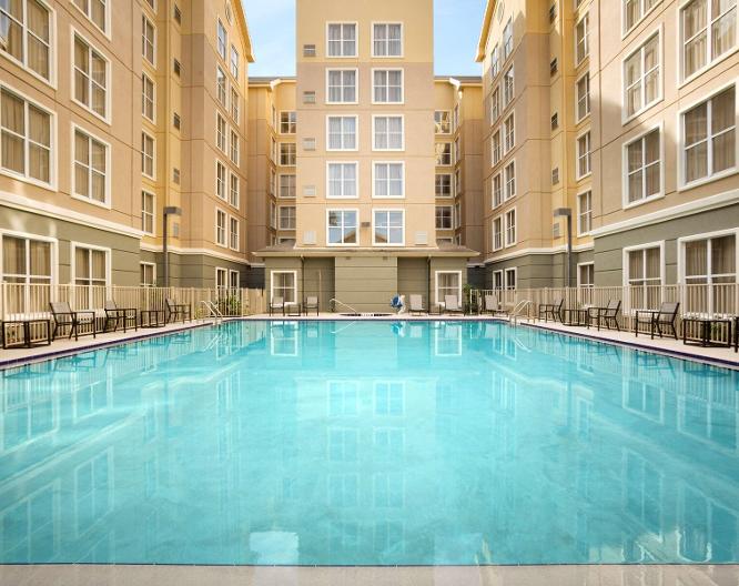 Homewood Suites by Hilton Orlando-International Drive/Convention Center - Außenansicht