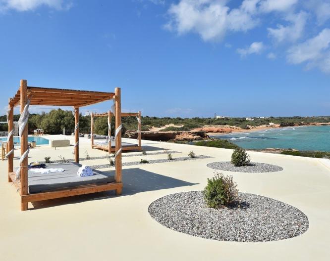 Ambassador Luxury Villas - Strand