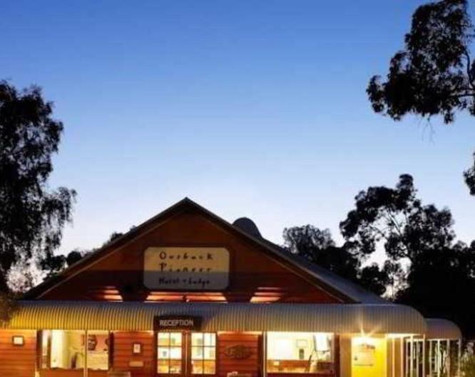 Outback Pioneer Hotel & Lodge - Vue extérieure