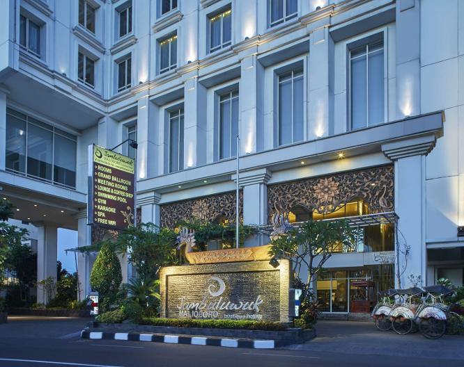 Jambuluwuk Malioboro Hotel Yogyakarta - Außenansicht