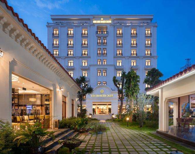 Ninh Binh Hidden Charm Hotel & Resort - Außenansicht