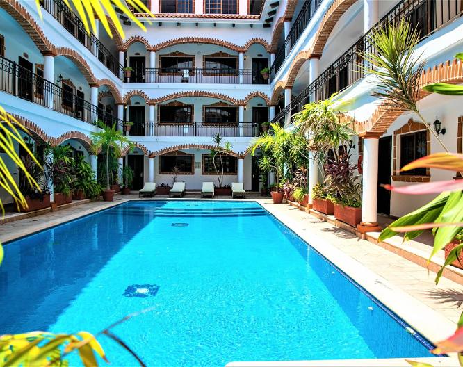 Hotel Colonial Playa del Carmen - Pool