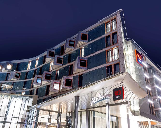 Park Inn by Radisson Oslo Airport, Gardermoen Hotel - Außenansicht