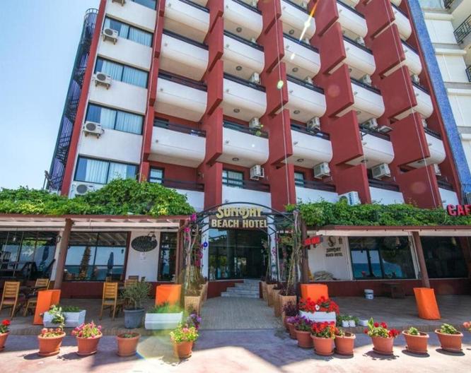 Sunday Beach Hotel - Außenansicht