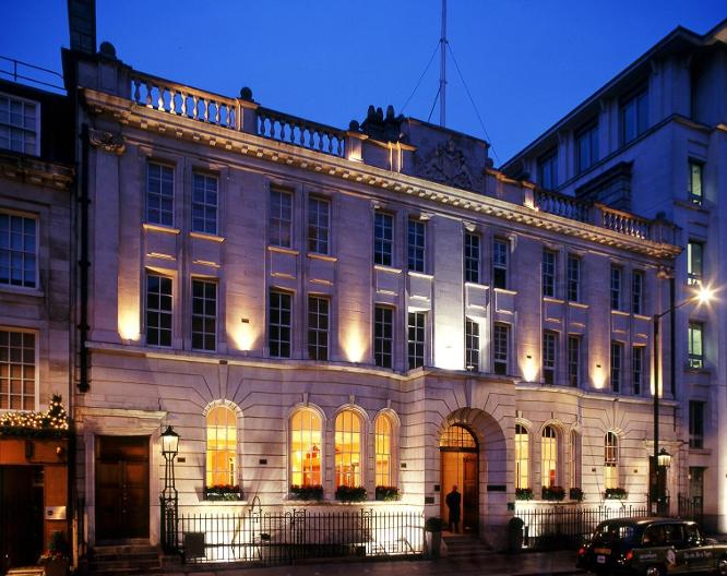 Courthouse Hotel London Soho - Außenansicht