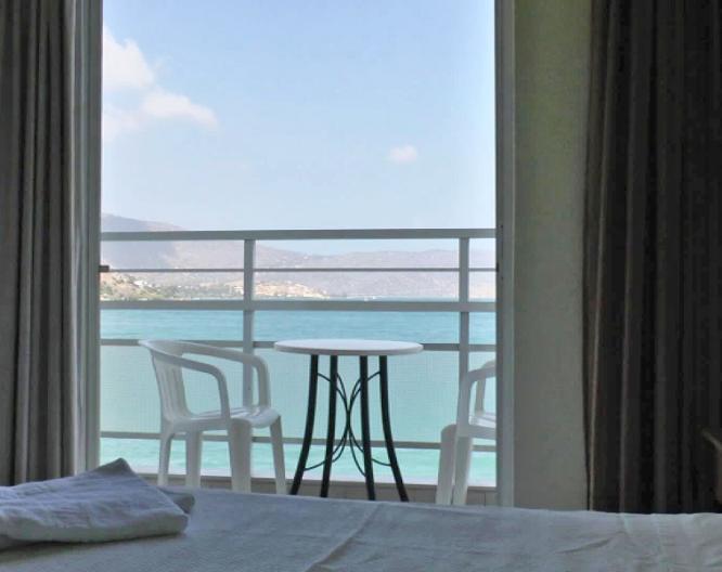 Aristea - Landschaft