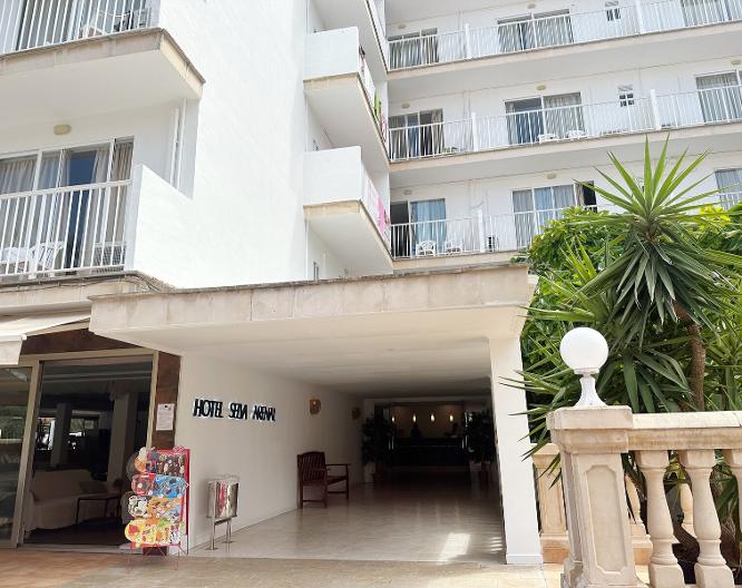 Hotel Selva Arenal - Außenansicht