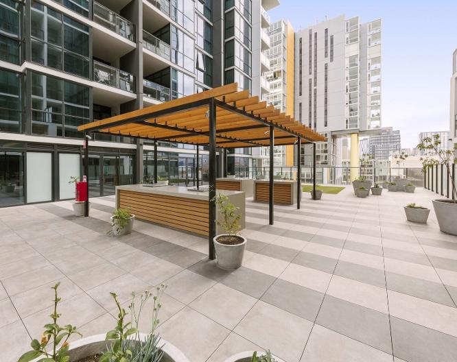 Avani Adelaide Residences - Außenansicht