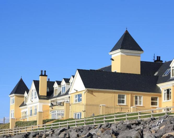 The Sandhouse Hotel and Marine Spa - Außenansicht