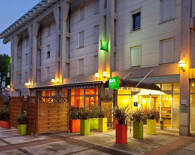 Ibis Styles Antibes - Außenansicht