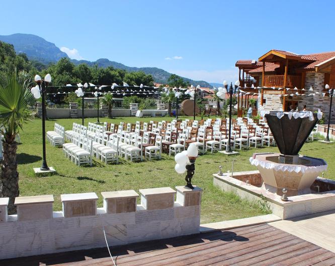 BC Spa Hotel - Außenansicht