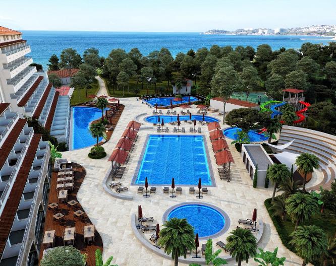 Batihan Beach Resort - Außenansicht