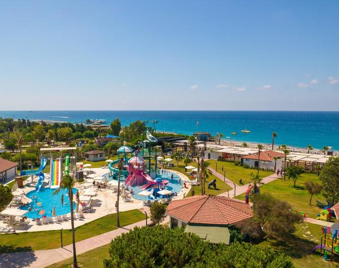 alltoura Club Hotel La Benata - Außenansicht