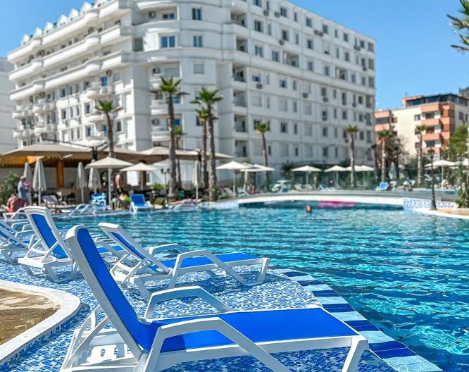 Fafa Aqua Blue Hotel - Außenansicht