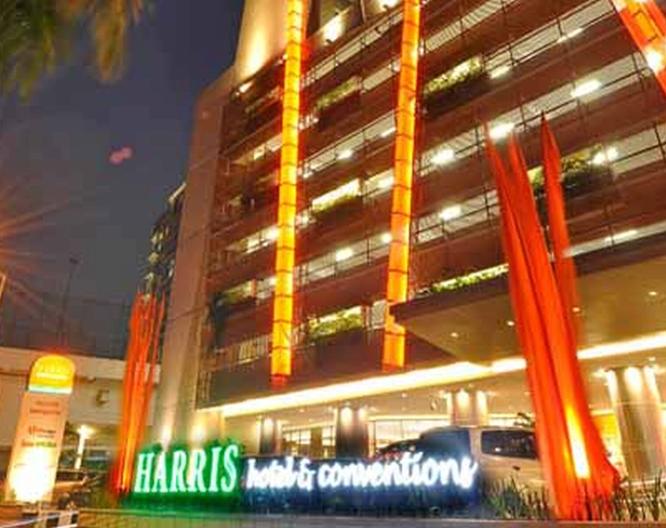 HARRIS Hotel & Conventions Bekasi - Außenansicht