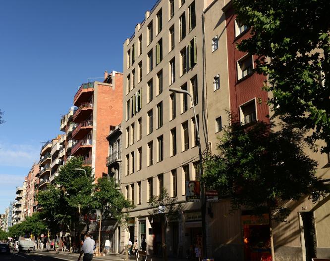 Pierre and Vacances Residence Barcelona Sants - Außenansicht