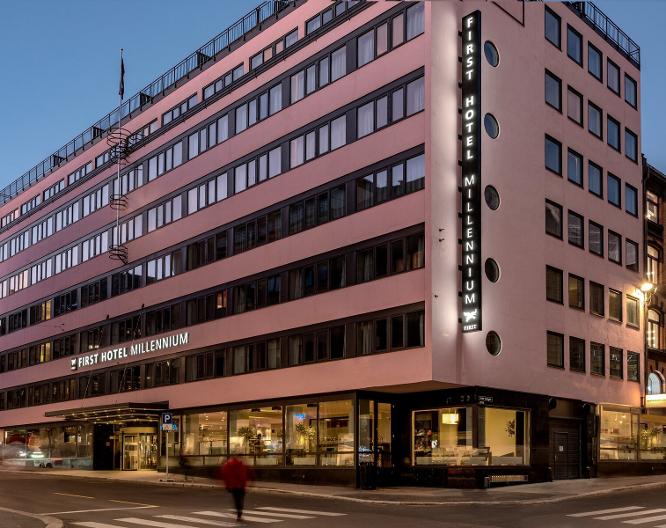 First Hotel Millennium - Außenansicht