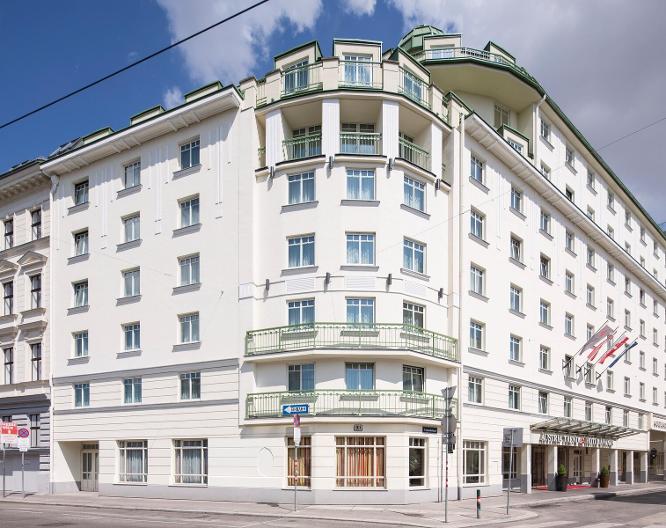 Austria Trend Hotel Ananas - Außenansicht