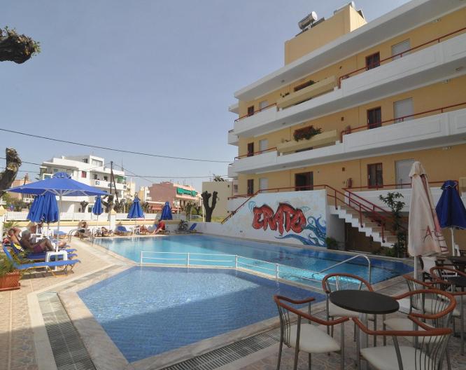 Erato Studios and Apartments - Piscine