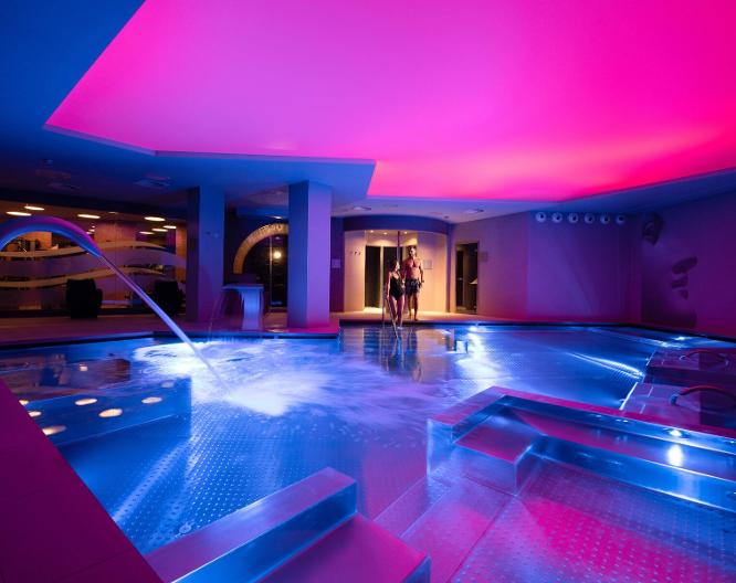 Grand Plaza Hotel & Wellness Andorra - Piscine