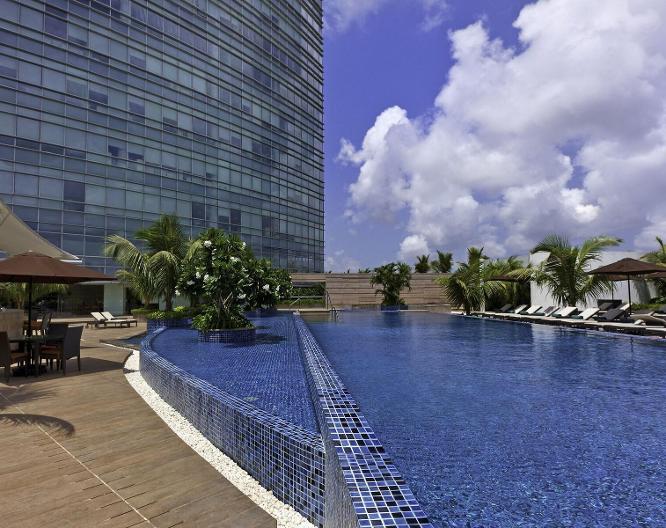 The Westin Mumbai Garden City - Außenansicht