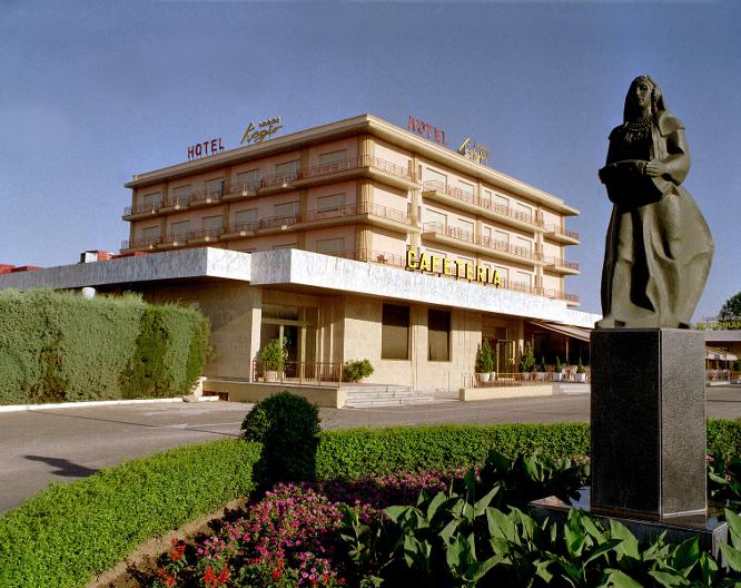 Hotel Crisol Regio - Vue extérieure
