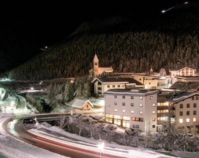 Stilfserhof - Außenansicht