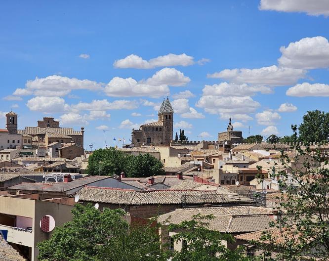 Medina de Toledo - Außenansicht