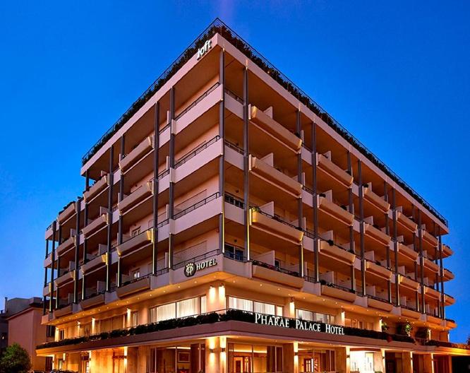 Pharae Palace - Außenansicht