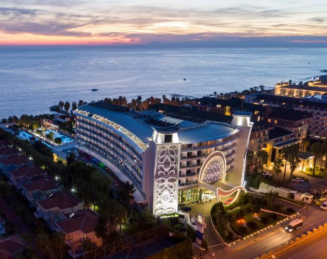 Hotel Q Premium Resort - Außenansicht