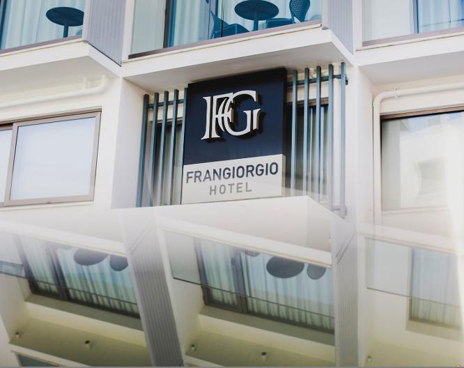 Frangiorgio Hotel Apartments - Außenansicht