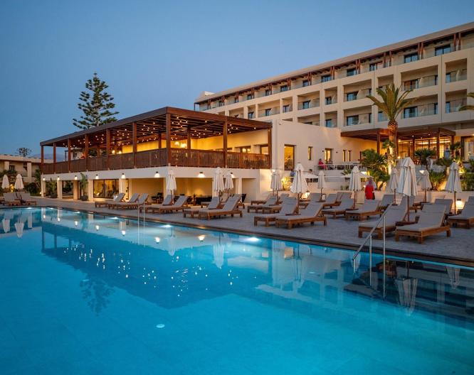OYA Beach Resort - Außenansicht