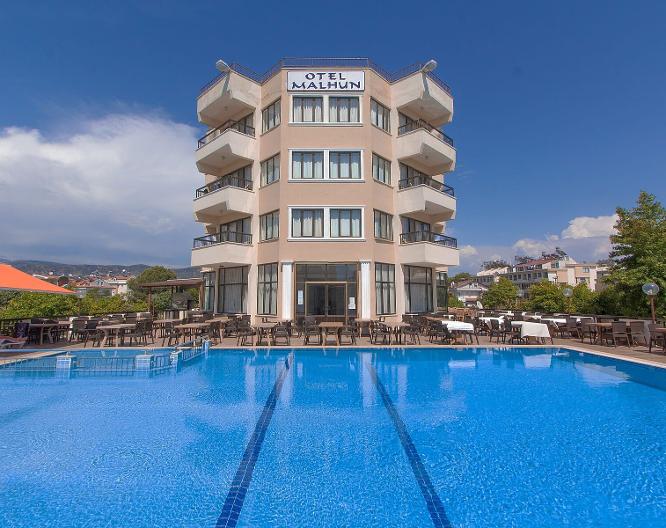 Malhun Hotel - Außenansicht