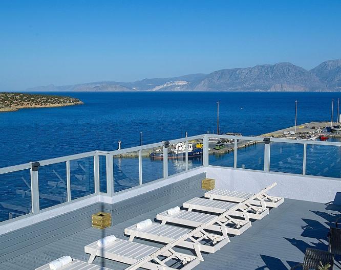 Mistral Bay Hotel - Landschaft